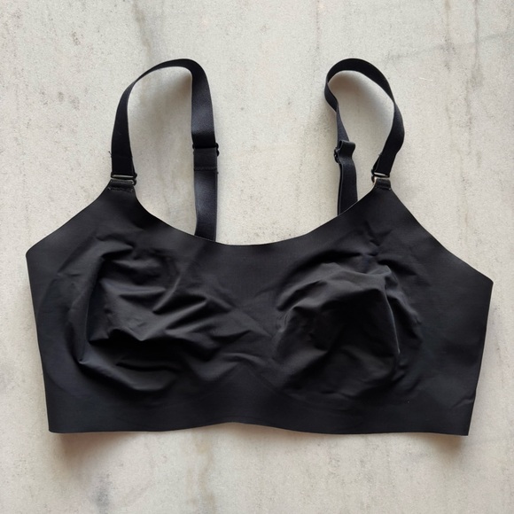 knix Other - Size 6 KNIX. Wireless reversible black/nude bra